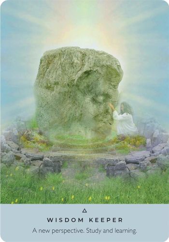 The Ancient Stones Oracle Cards - The Crescent Moon