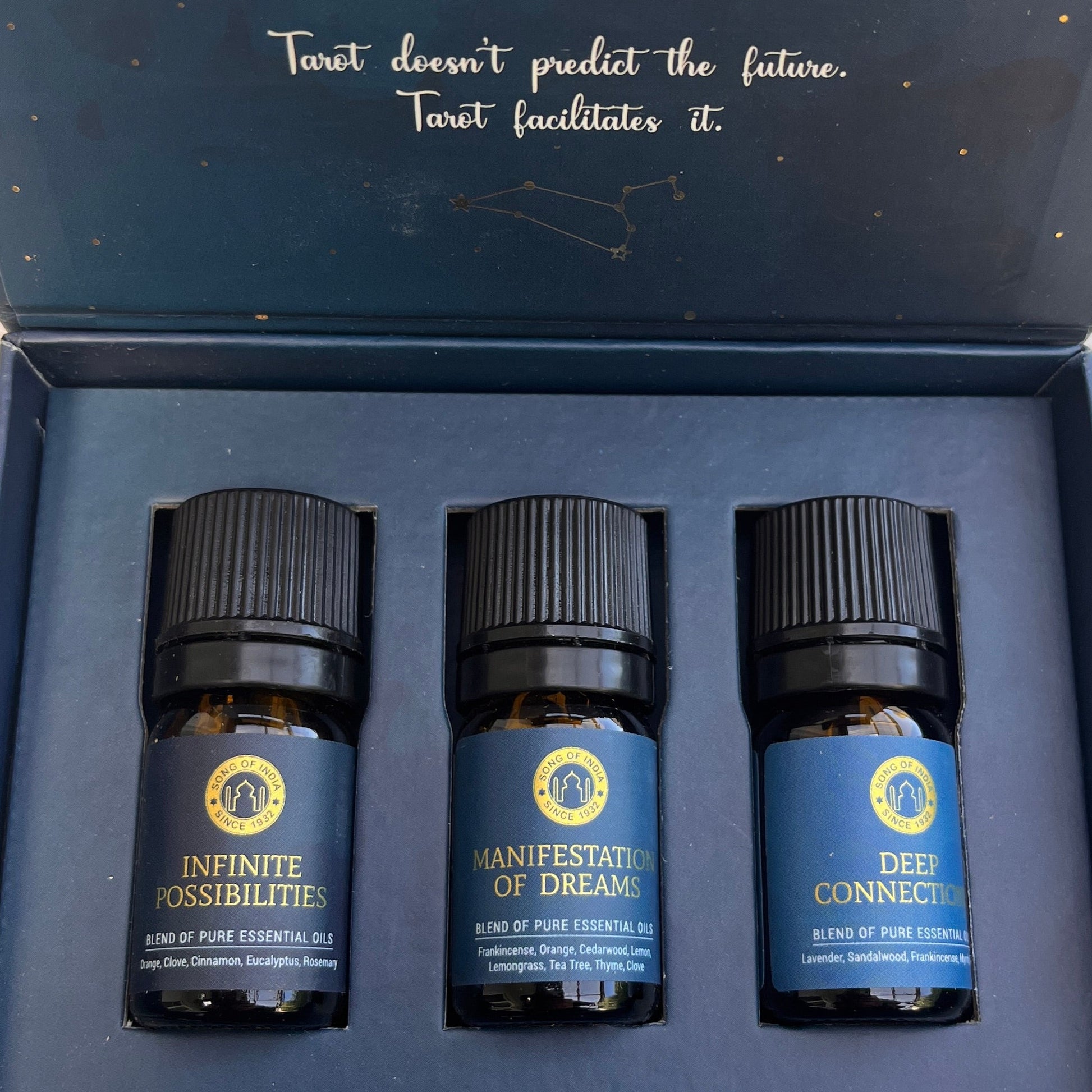 Essential Oil Set - Tarot Spell Aromatherapy - The Crescent Moon
