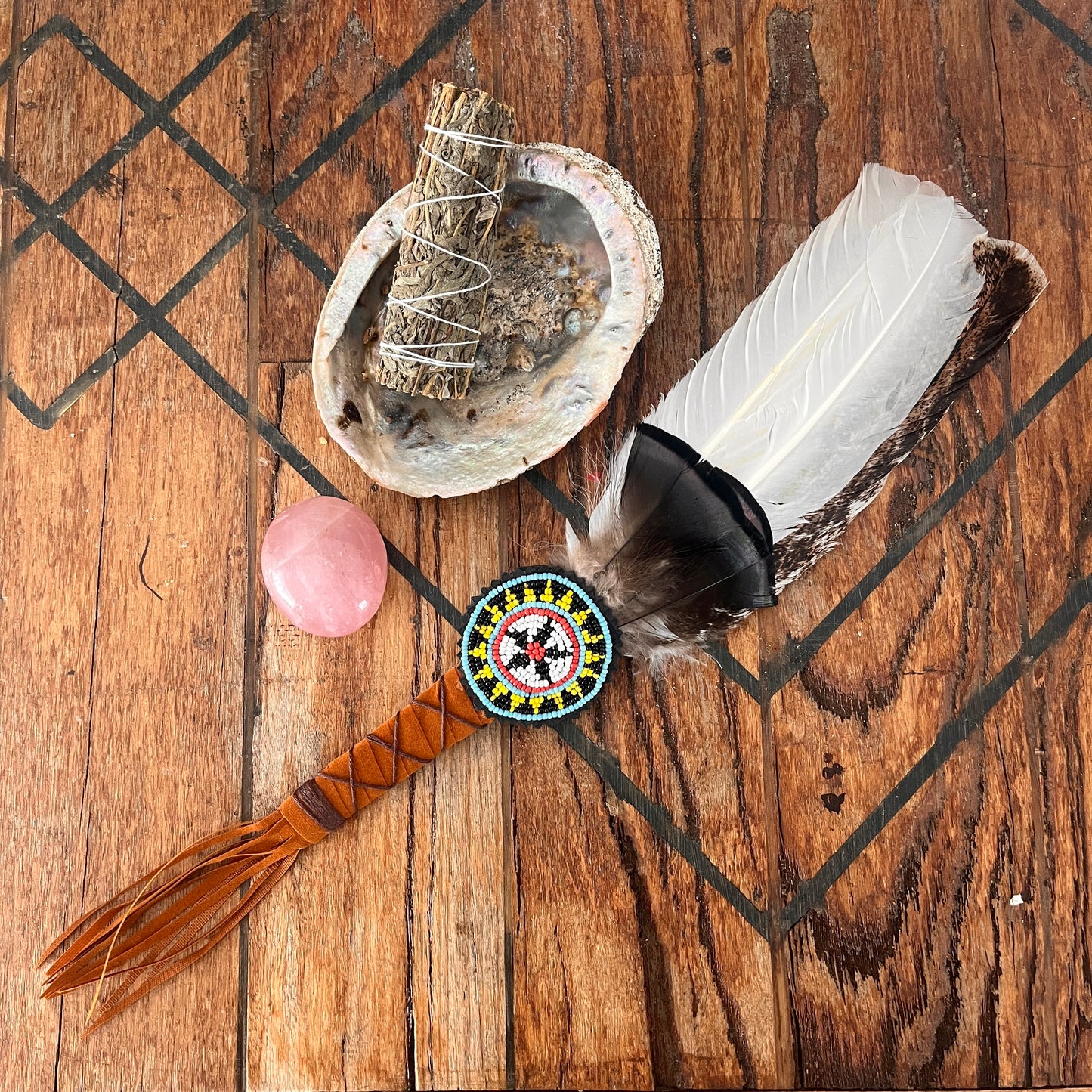 Smudging Feather Wand Beaded (White)