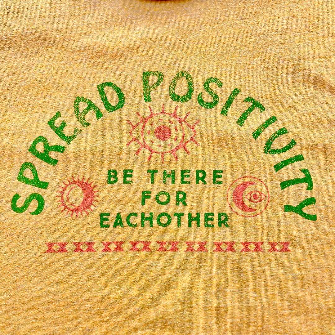 Vintage Retro Preloved T shirt - Spread Positivity - The Crescent Moon