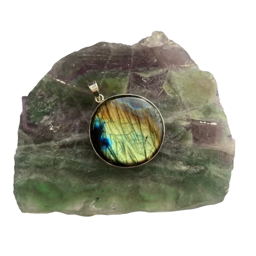 Sterling Silver Labradorite Pendant