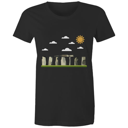 Women's Earthfolk T shirt - Standing Stones - The Crescent Moon