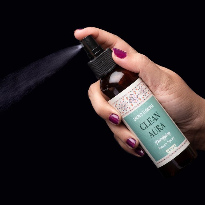 Clean Aura Smudge Spray - The Crescent Moon