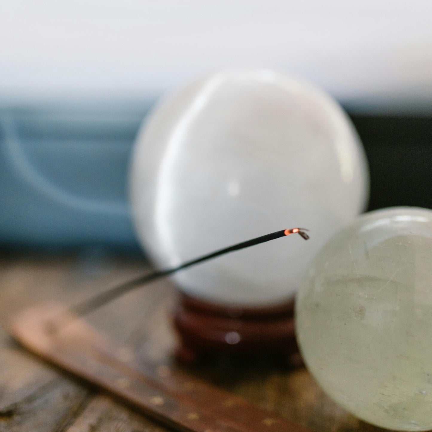 Ananda Smudging Incense - Palo Santo - The Crescent Moon