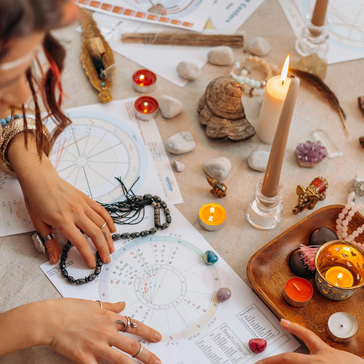 manifest with crystals