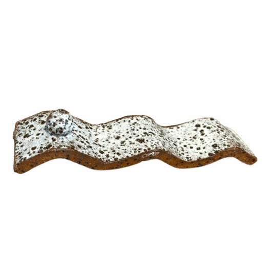 Wavy ceramic incense holder