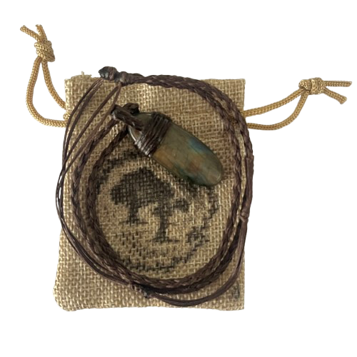Tribe Talisman macrame Necklace - Labradorite - The Crescent Moon