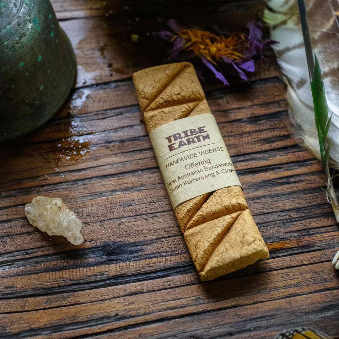 Kemenyang, Clove & Sandalwood Incense (Offering) – Tribe Earth